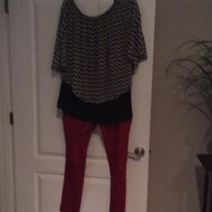 Blousy shirt with red paints